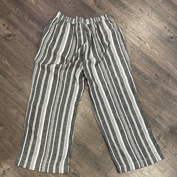 Briggs New York Linen Pants - Picture 2 of 5